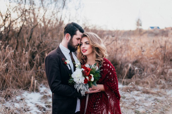 Выбираем шаль для свадьбы в ноябре: фасоны и советы