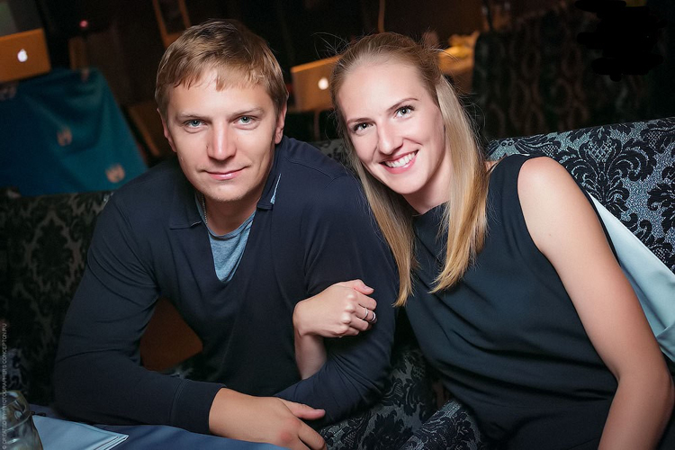 Олимпийская чемпионка Светлана Ромашина и Николай Захаров: зимняя свадьба